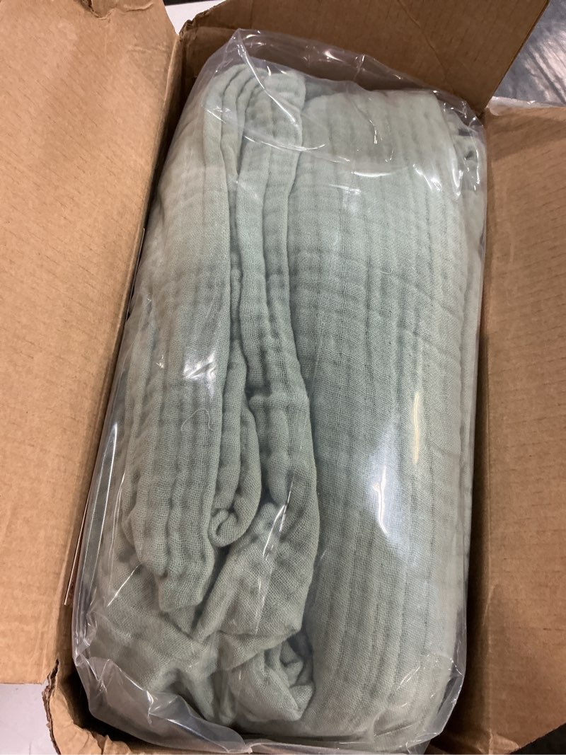 Condition photo showing Good Condition for bedsure 100% cotton muslin blanket king size for bed - 4-layer breathable and lightweight thin soft summer gauze muslin blanket for adults, sage green, 108x90 inches 03 - sage green king (108" x 90")