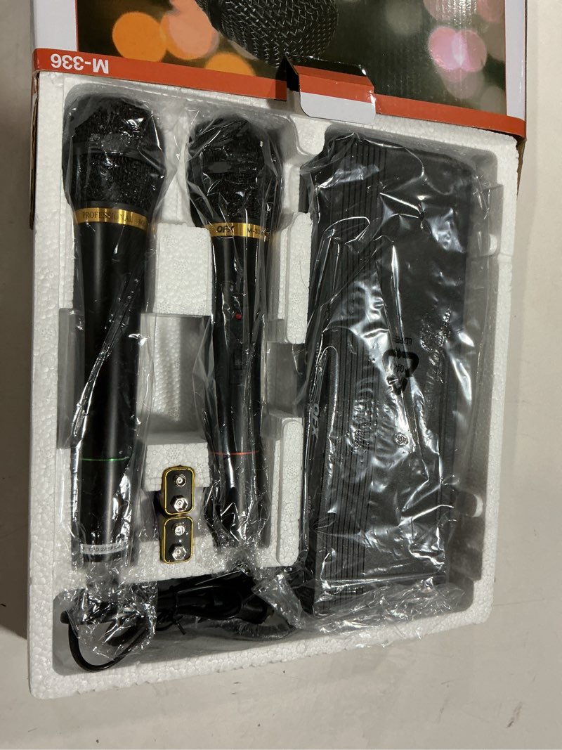 Condition photo showing Good Condition for QFX M-336 Wireless Dynamic Professional Microphone - Twin Pack