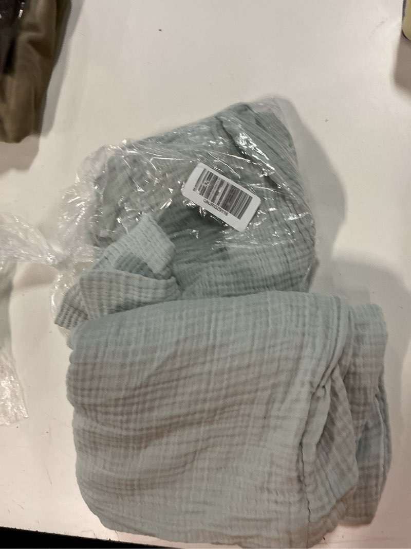 Condition photo showing New/Like New for quince organic cotton gauze sham set king,mist