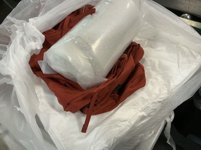 Condition photo showing Good Condition for favoyard outdoor chair cushions 19"w x 19"d x 2"t set of 4 patio chairs cushions 3-year fade resistant & waterproof cushions for outdoor furniture with hidden zipper, attach straps for dining chairs spice 19 x 19 inch