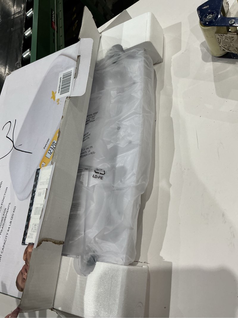 Condition photo showing Good Condition for beurer by80 digital baby scale, infant scale for weighing in pounds, ounces, or kilograms up to 44 lbs, newborn baby scale with hold function, pet scale for cats and dogs