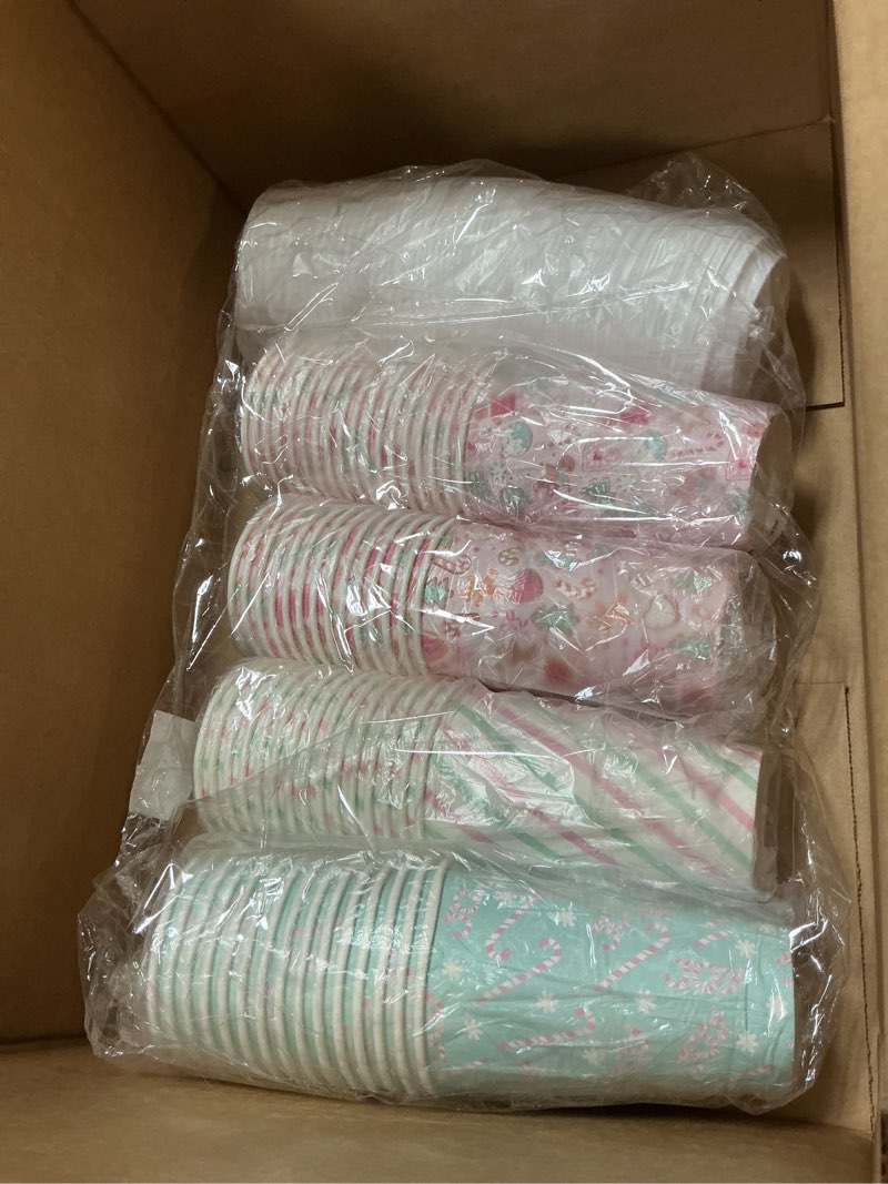 Condition photo showing Good Condition for Whaline 100 Set 16Oz Christmas Gingerbread Disposable Coffee Cups with Lids Pink Light Blue Candy Cane Gingerbread Striped Paper Drinking Cup for Winter Xmas Party Supplies