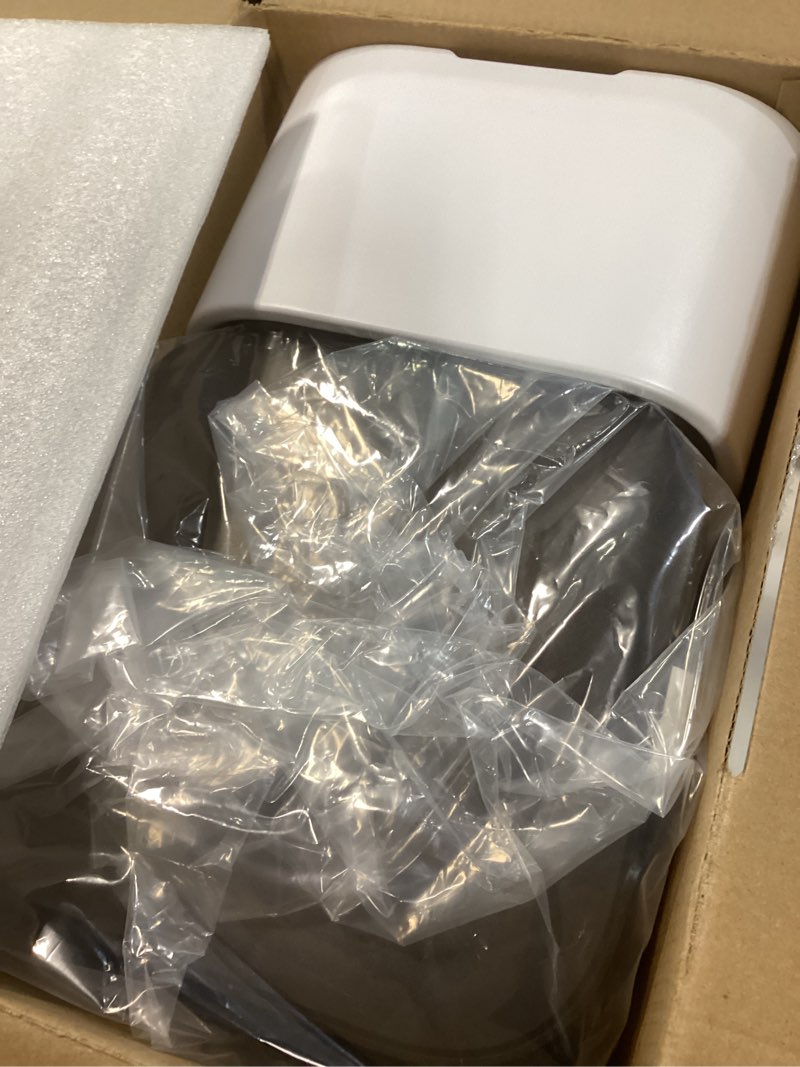 Condition photo showing Good Condition for automatic cat feeder with camera - 7l/29 cups auto dog feeder with large food tray & 1080p night vision, elevated bowl, 2-way audio, 10s voice recording, 5g wifi timed cat food dispenser, 1-15 meals white-7l camera