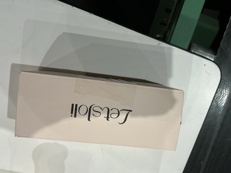 https://lotting-media.assets.bidfta.com/lotting_66fbf2b6-d857-4ed4-b327-db23c5028009