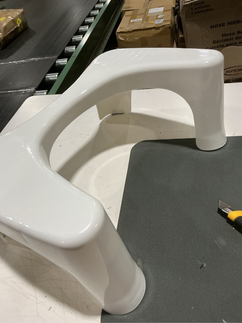 Condition photo showing New/Like New for squatty potty simple curve bathroom toilet stool 7" white