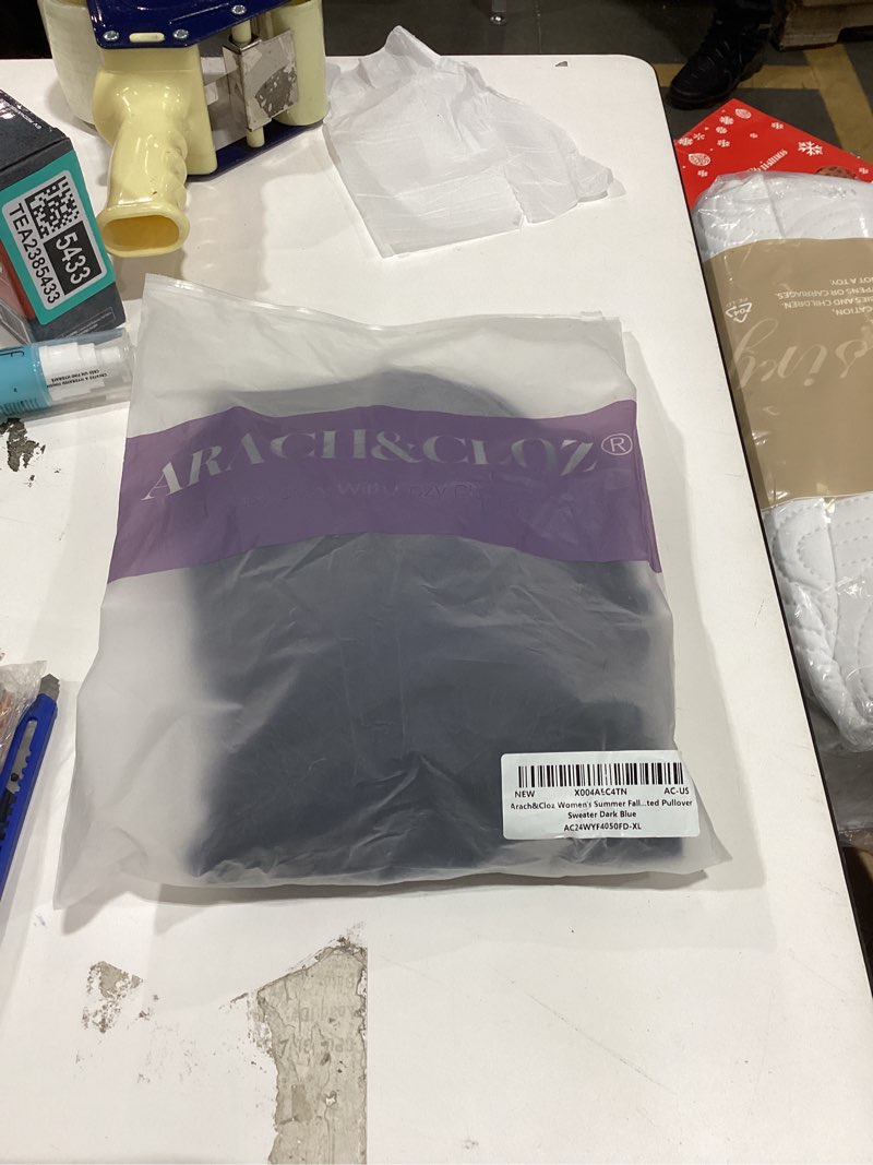 Condition photo showing As Is for Womens pullover xl