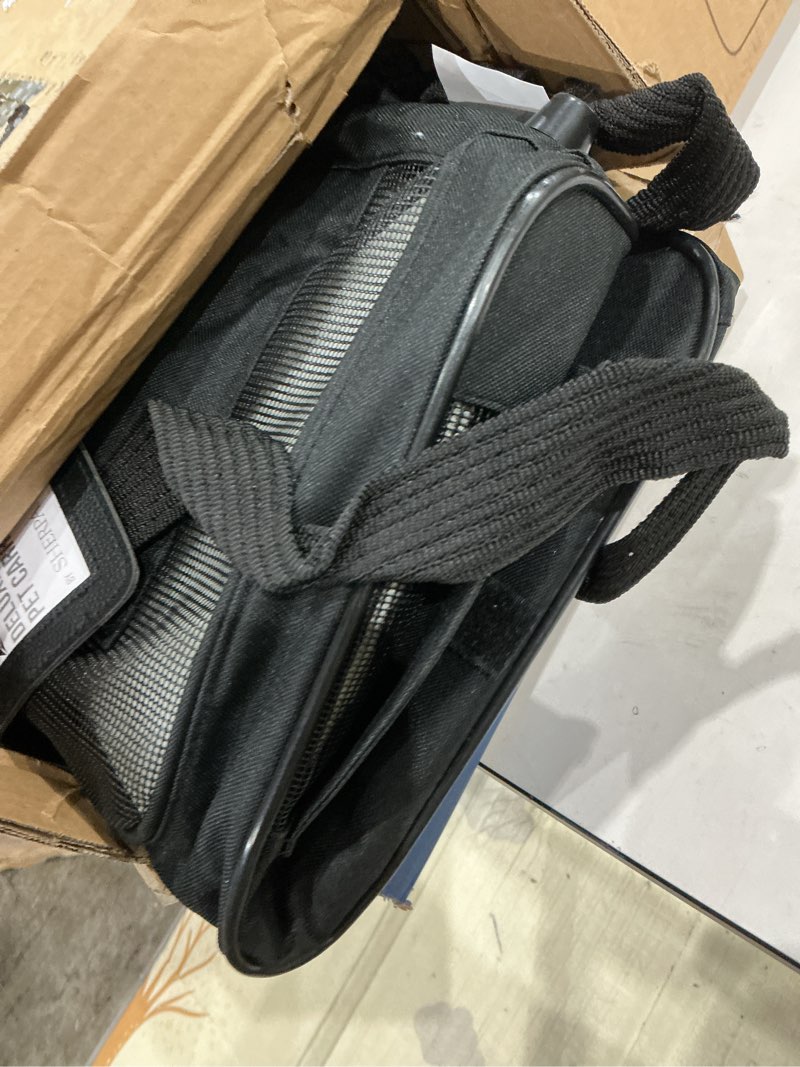 Condition photo showing Good Condition for sherpa delta airlines travel pet carrier, airline approved & guaranteed on board - black, medium delta airlines pet carrier 18.0"l x 11.0"w x 10.5"h