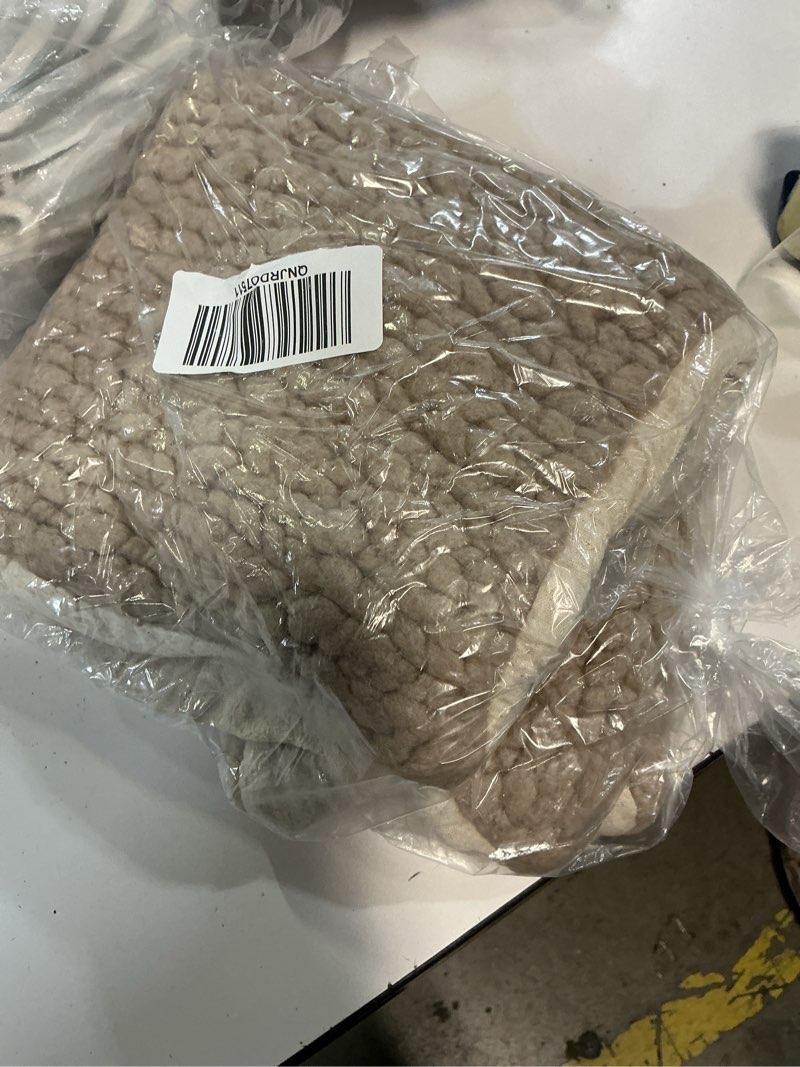Condition photo showing Good Condition for chunky hand knit wool pillow cover (set of 2), 20x20, neutral