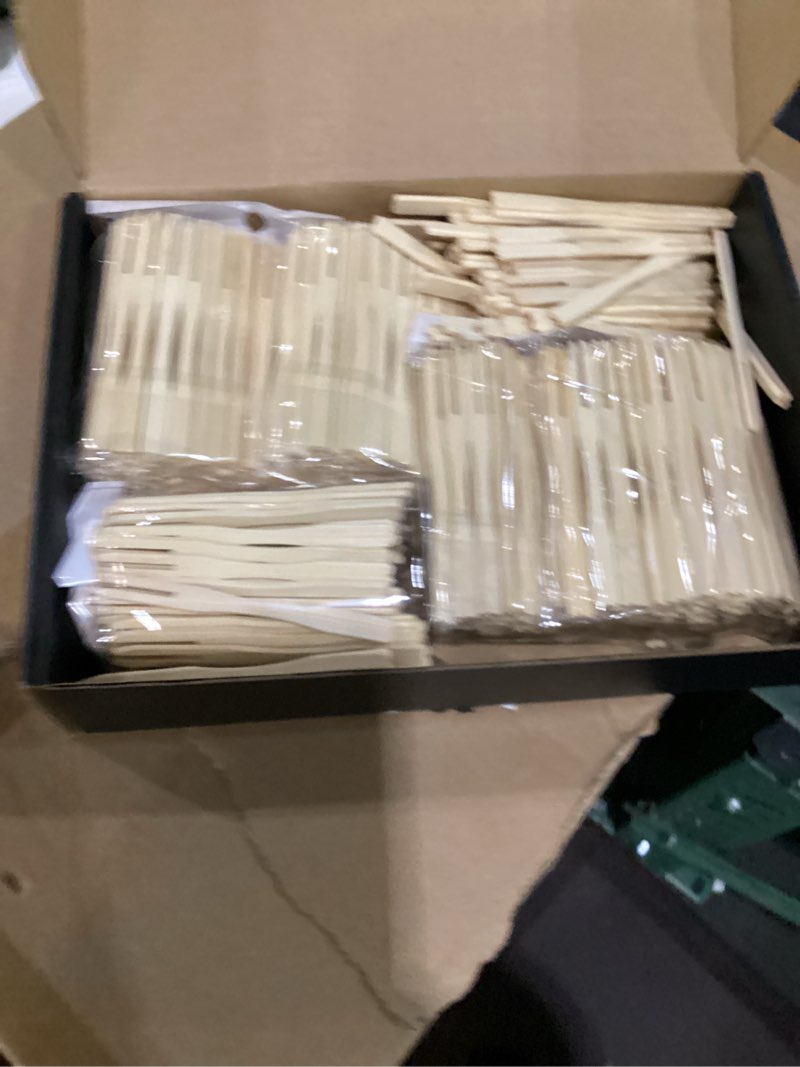 Condition photo showing As Is for 700 pcs bamboo appetizer forks, peouwnes mini toothpicks for appetizers, 3.5 inch picks bamboo forks, wooden forks food picks for cocktail parties, party, fruits, charcuterie accessories
