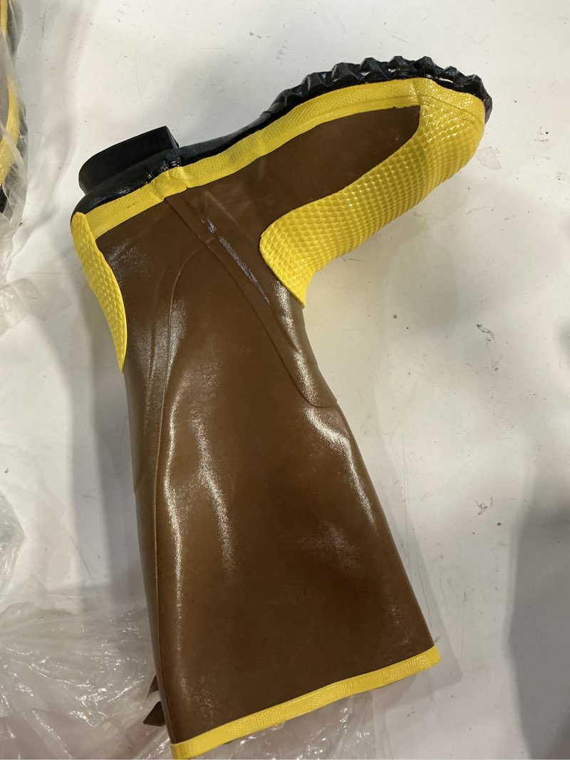 Condition photo showing New/Like New for (size 10 )ranger flex-guard safety heavy duty men s rubber metatarsal boots with steel toe and steel midsole