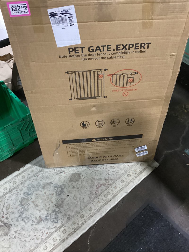 Condition photo showing New/Like New for rgqphantom 41" tall safety pet gate,adjustable 30.5"-43" wide,no drilling pressure mount kit,auto close cat gate suitable for stairs,doorways,white (30.5"-43" w) white 30.5"-43"w