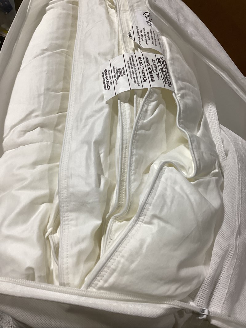 Condition photo showing Good Condition for premium down alternative comforter,white