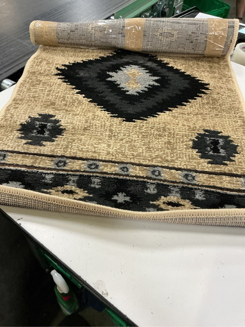 Condition photo showing Good Condition for buckhaven brown aztec carpet