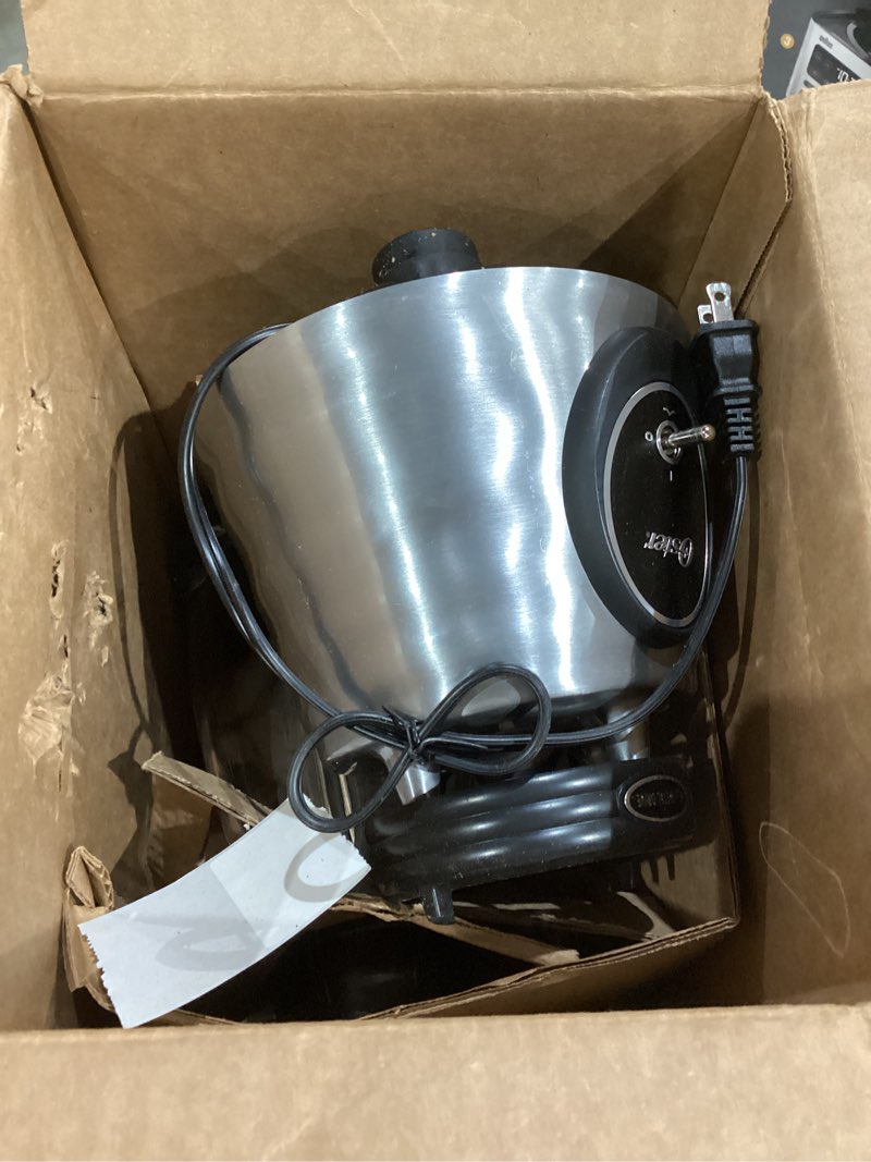 Condition photo showing Good Condition for oster classic series heritage blender with 6-cup glass jar, 1000w power, stainless steel countertop kitchen blender