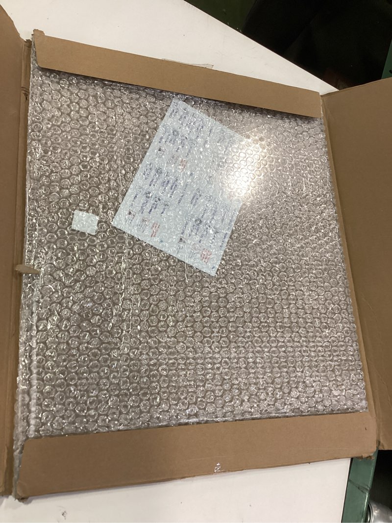 Condition photo showing Good Condition for Tempered Glass Cutting Board – 16\"x20\" Clear Kitchen Counter Protector, Heat & Scratch Resistant, Non-Slip Feet - Large Transparent 20\"L x 16\"W