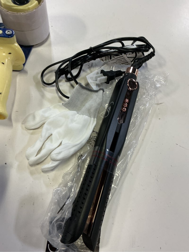 Condition photo showing Good Condition for skimi airflow styler 2.0 titanium flat iron hair straightener & curling wand, 96 cool air vents for 48h lasting style, dual voltage for travel & home, anti-tangle, 5 temps (black & champagne).