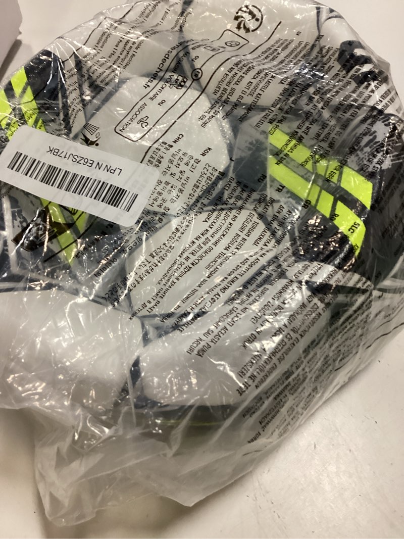 Condition photo showing New/Like New for select select club db soccer ball white/black v22 - 1-ball 4