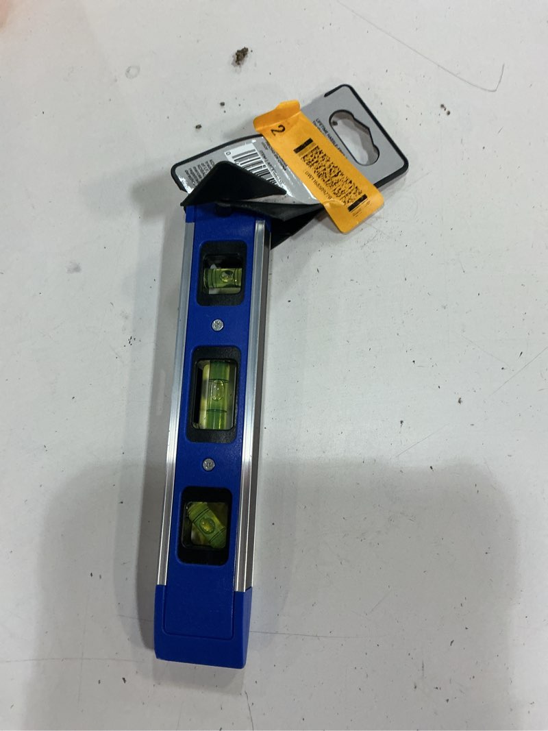 Condition photo showing Good Condition for kobalt aluminum 9-in 3 vial magnetic torpedo level
