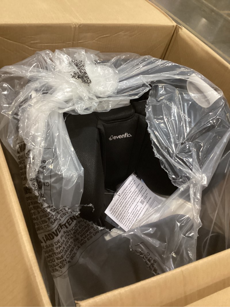 Condition photo showing Good Condition for evenflo gold revolve360 extend all-in-one rotational car seat with sensorsafe (onyx black) gold revolve360 extend all-in-one rotational car seat with sensorsafe new side impact onyx black