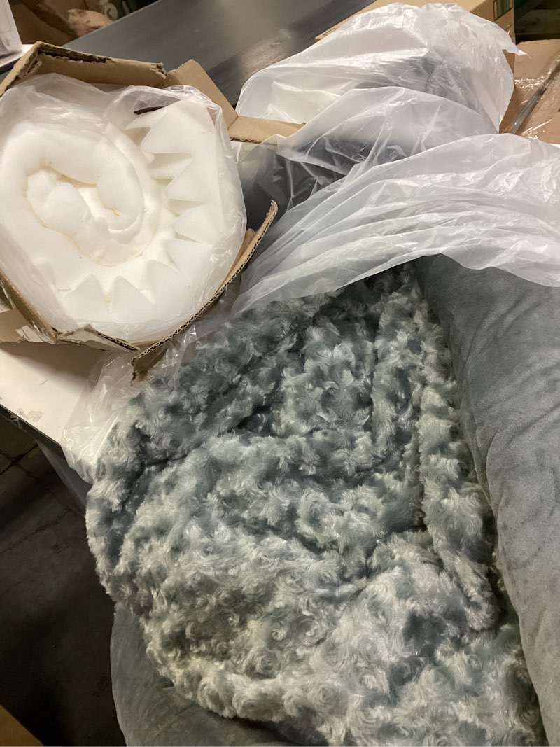 Condition photo showing Good Condition for BFPETHOME Dog Beds for Large Dogs, Orthopedic Dog Bed for Medium Large Dogs,Big Waterproof Couch Pet Bed with Removable Washable Cover 36"L x 27"W x 6.5"Th Grey