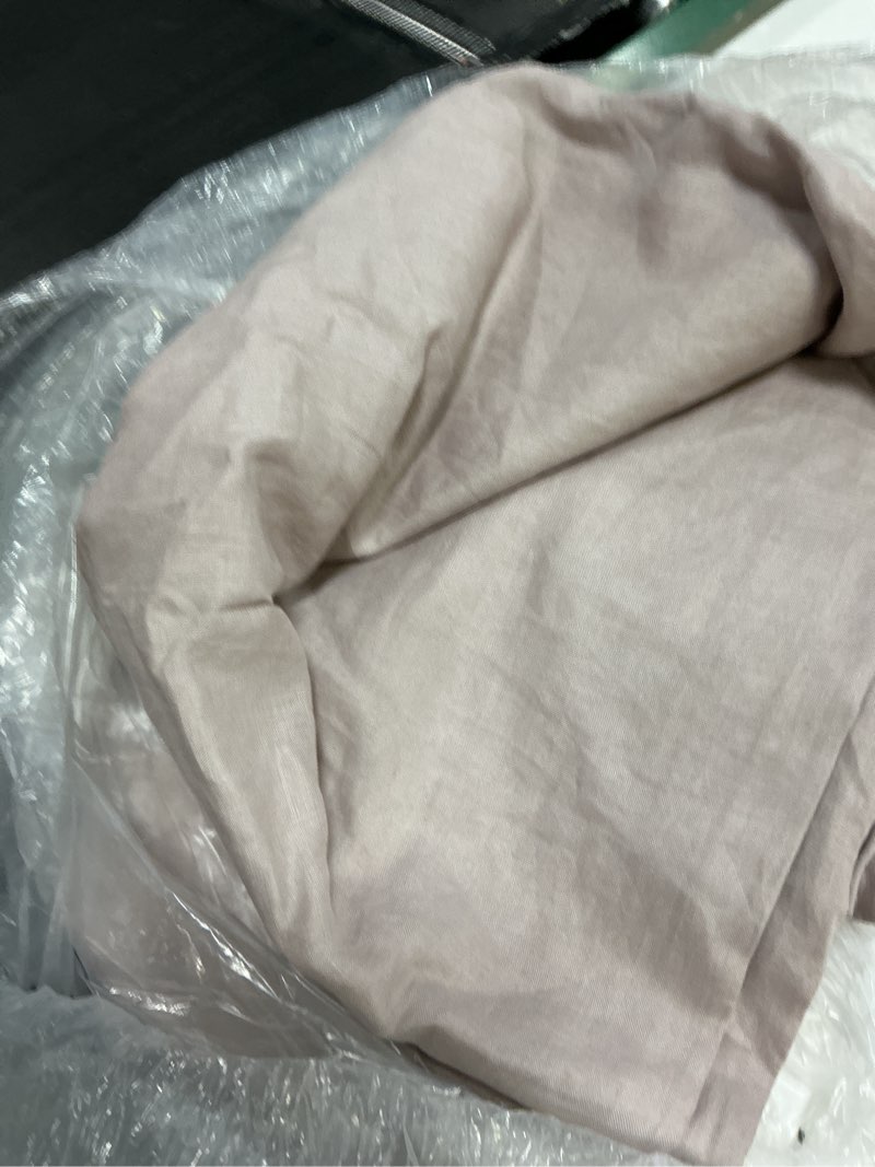 Condition photo showing Good Condition for european linen true blackout curtain - single panel, 48x108, sage