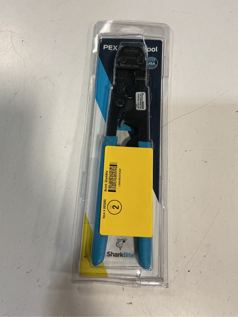 Condition photo showing Good Condition for sharkbite 3/8-in to 1-in pex clamp tool