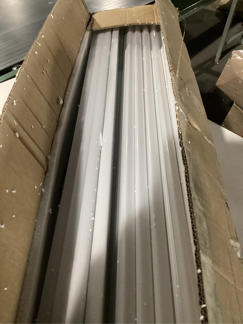 Condition photo showing Good Condition for Neatfi LED Super Bright Garage Light, 52, 800 Lumens, Ceiling Lighting for Auto Shops, Gym, Basement, Warehouse, Barber and Beauty Salons (3 Rectangles, Cool White) Cool White 3 Rectangles