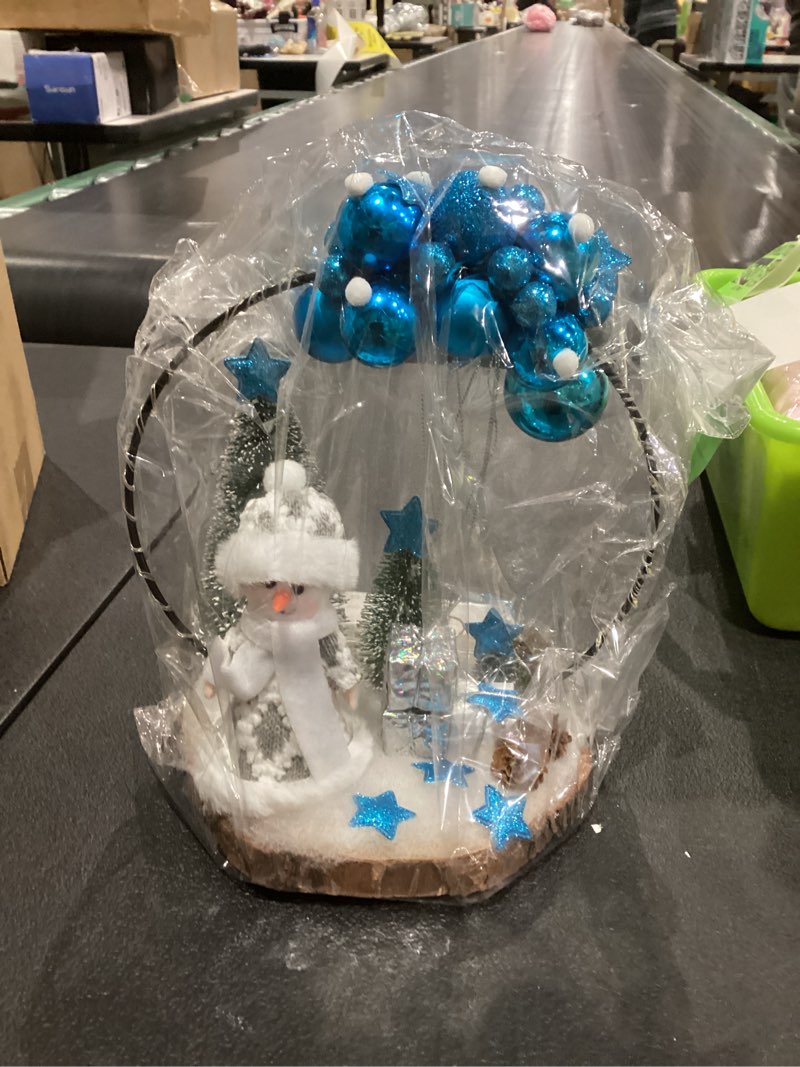 Christmas Tabletop Decoration 9.45\" Wooden Lighted Christmas Indoor Gnome Table Centerpieces Battery Operated Home Decorations for Holiday Party Gifts