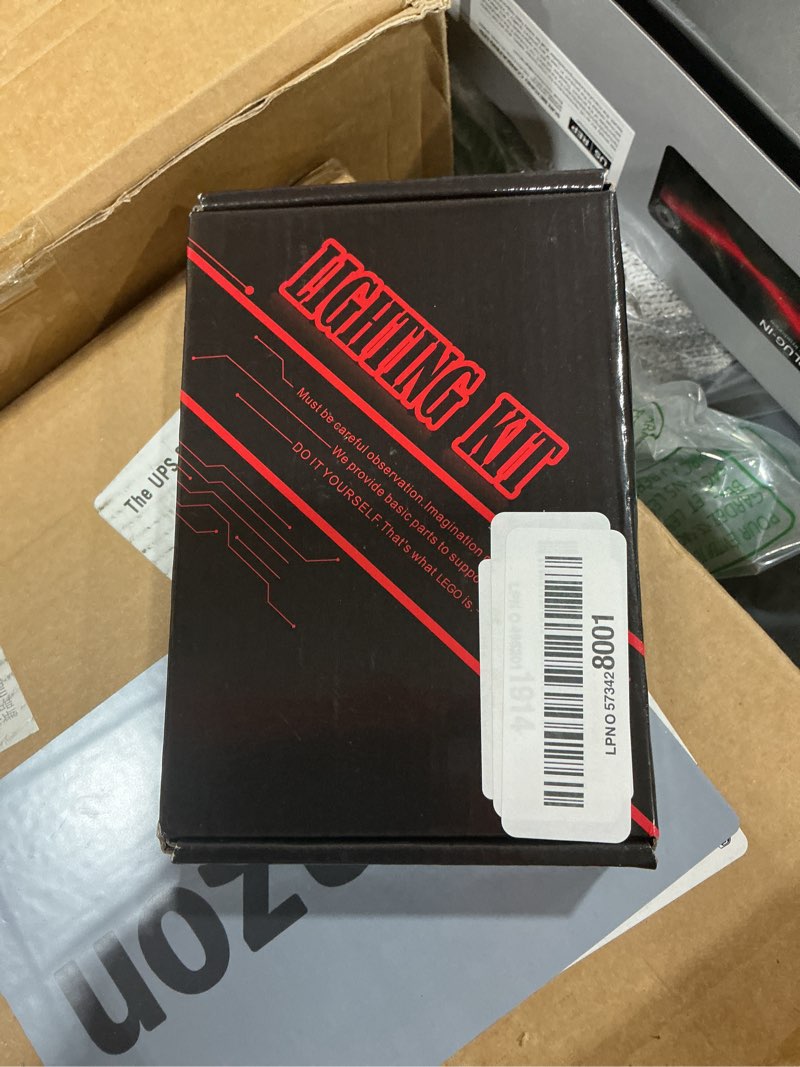 Condition photo showing New/Like New for locolee light kit compatible with lego 31172 record player with flowers creator 3 in 1, led lighting compatible with record player lego 31172 - just the lights