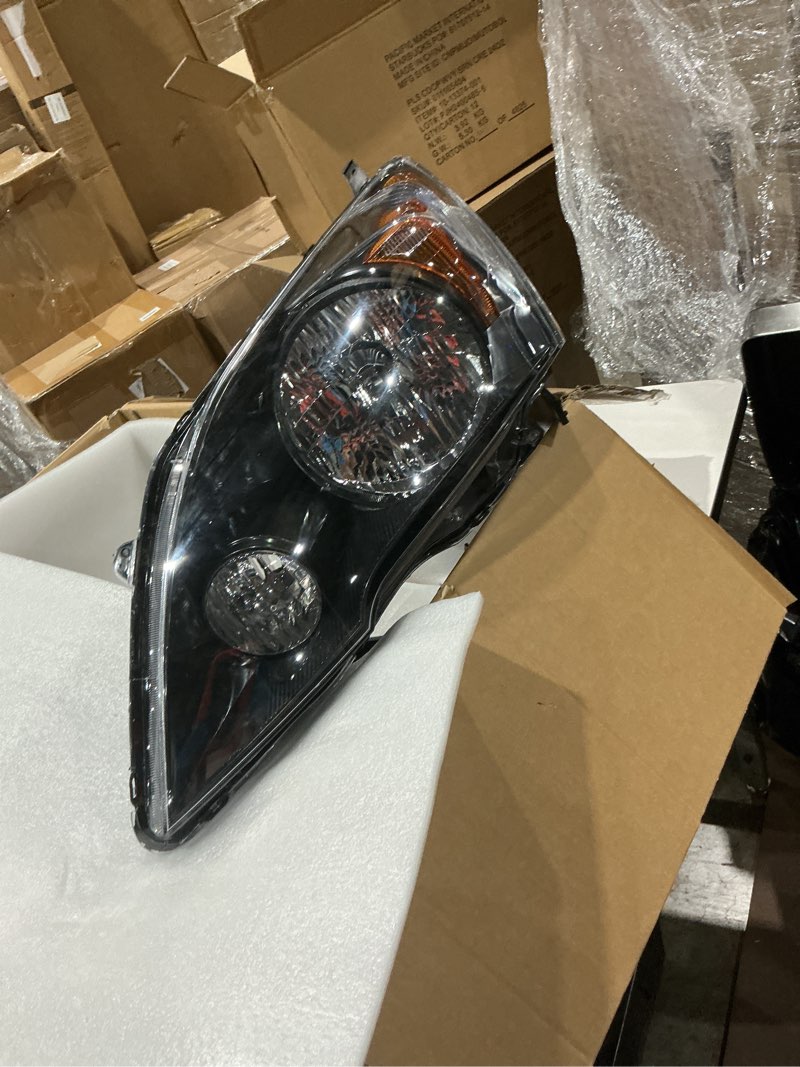 Condition photo showing Good Condition for for 2012-2014 toyota camry l halogen headlight w/o bulbs | chrome housing, ip67, plug & play, amber reflector, clear lens, polycarbonate lens