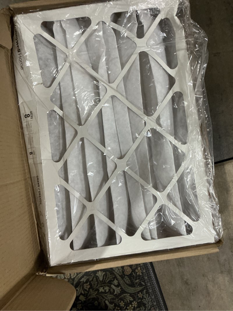 Condition photo showing Good Condition for honeywell home 16x25x4 merv 8, ac furnace air filter, 1 pack (cf408f1625-1pkam)(actual dimensions: 15.63 x 24.75 x 4.38 in.) 1 filter
