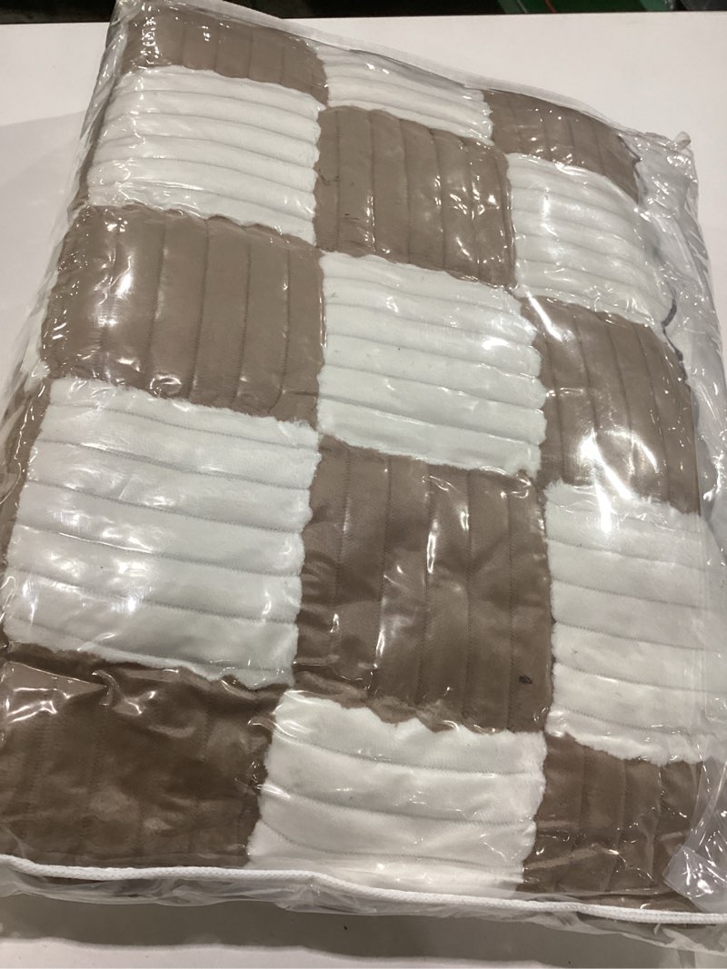 HTRCIH Pet Couch Covers for Sofa, 1.5 in Thick Couch Cover for Dogs Washable, Dog Couch Cover Protec