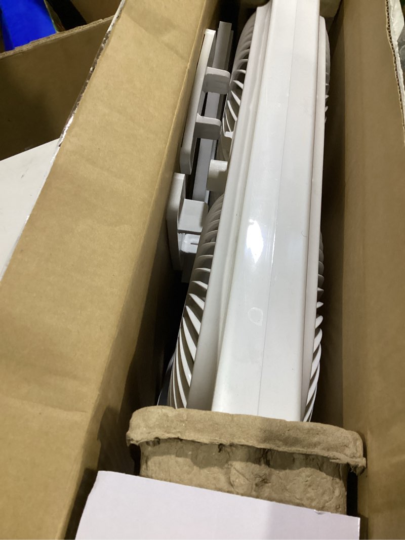 Condition photo showing Good Condition for mainstays 9'' 3-speed, reversable twin window fan, white