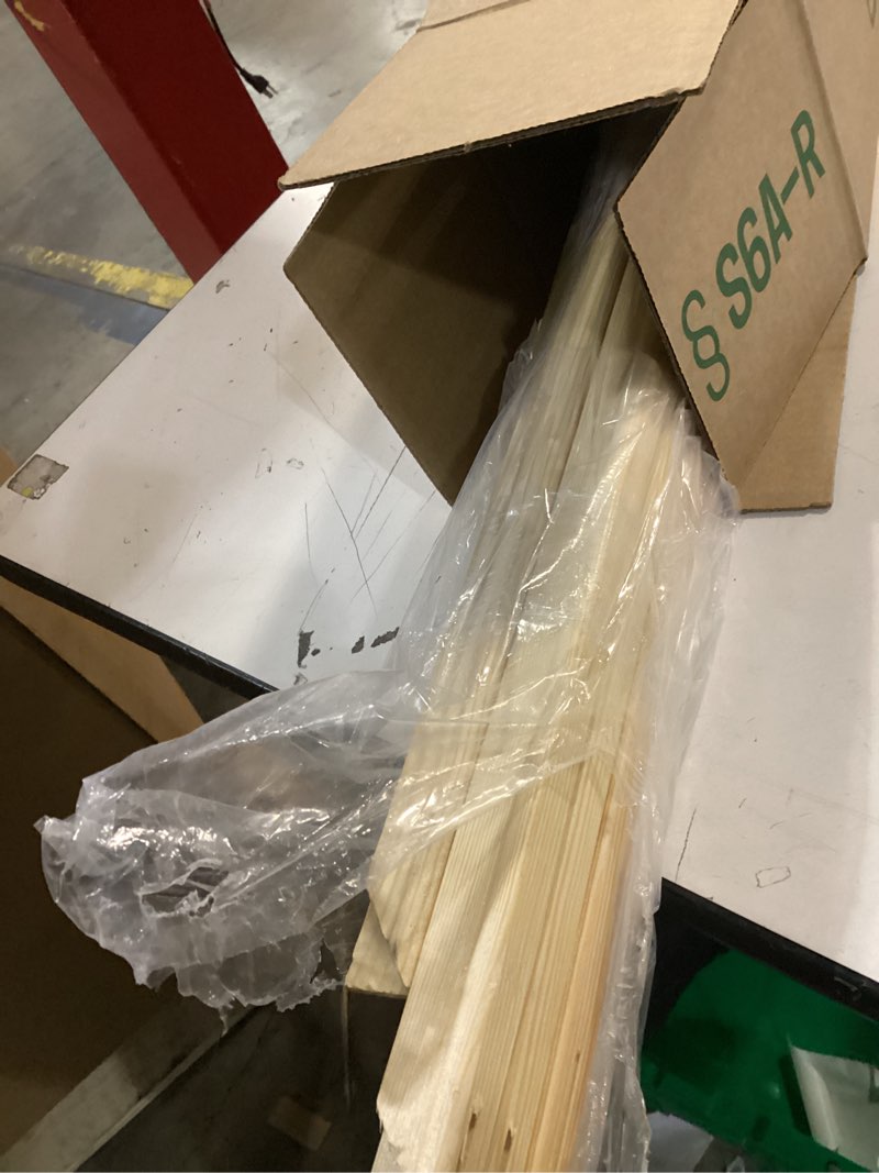 Condition photo showing Good Condition for uxcell 2 Pcs DIY Canvas Stretcher Bars, 28 x 20 Inch Canvas Frame Wooden Frames Kit Sturdy Stretcher Frames for Oil Paintings Prints Posters