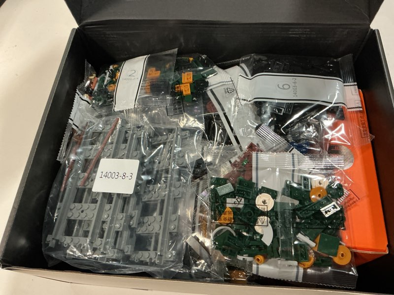 Condition photo showing Good Condition for lumibricks wild west freight train lighting building-bricks set - classic 4-4-0 locomotive model 1524 pcs ideas kit for adult and teens