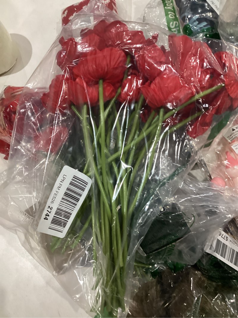 Condition photo showing As Is for Winlyn 24 pcs Artificial Red Flower Stems PU Real Touch Flower Fake Flowers in Red with Black Center 11.6" Tall for Wedding Bouquets Corsages Centerpiece Floral Arrangements