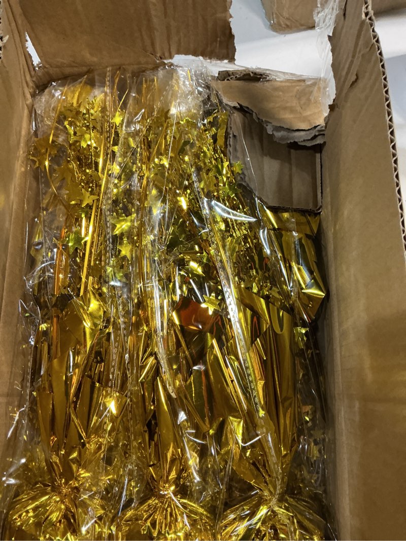 Condition photo showing New/Like New for 12 pack metallic foil spray centerpiece star table decoration burst table centerpieces for birthday new years nye wedding anniversary graduation holiday party supplies decor, gold