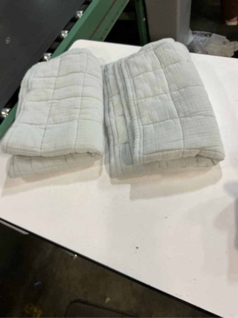 Condition photo showing Good Condition for quince european linen box quilted sham set 20x36