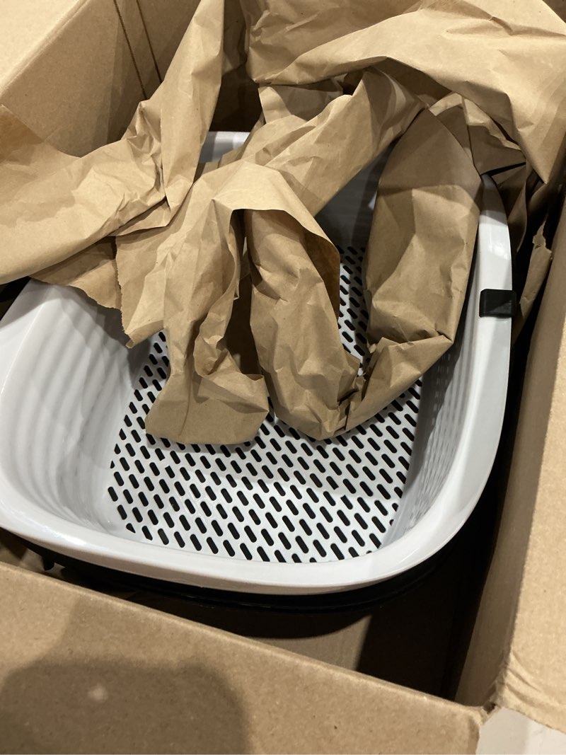 Condition photo showing Good Condition for arm & hammer large sifting litter box scoop free cat litter tray with microban, made in usa