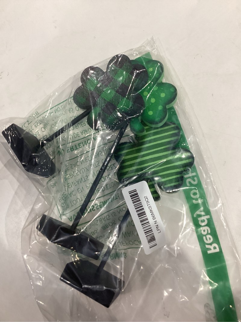 Condition photo showing Good Condition for 3pcs Lucky Shamrock Artificial Potted Plants, Wooden Sign on Stand, Fake Moss Freestanding Wood Table Decorations, St. Patrick's Day Decor for Gift, Desk, Party, Home