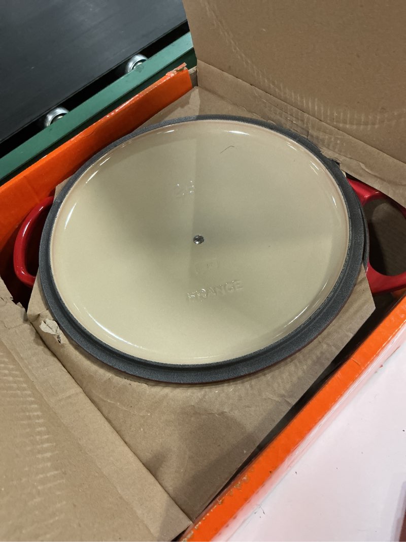 Condition photo showing Good Condition for le creuset enameled cast iron signature round dutch oven, 5.5 qt., cerise cerise 5.5 qt