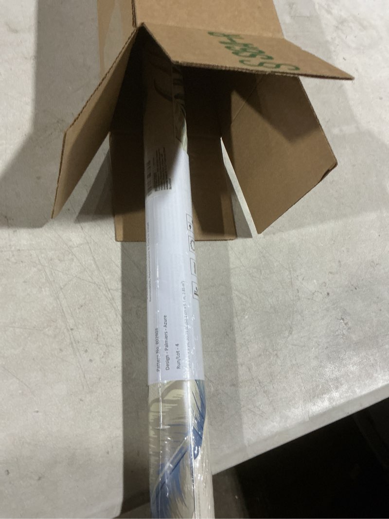 Condition photo showing Good Condition for Tommy Bahama - Peel and Stick Wallpaper, Botanical Wallpaper for Bedroom, Powder Room, Kitchen, Self Adhesive, Vinyl, 30.75 Sq Ft Coverage (Nassau Collection, Luna)