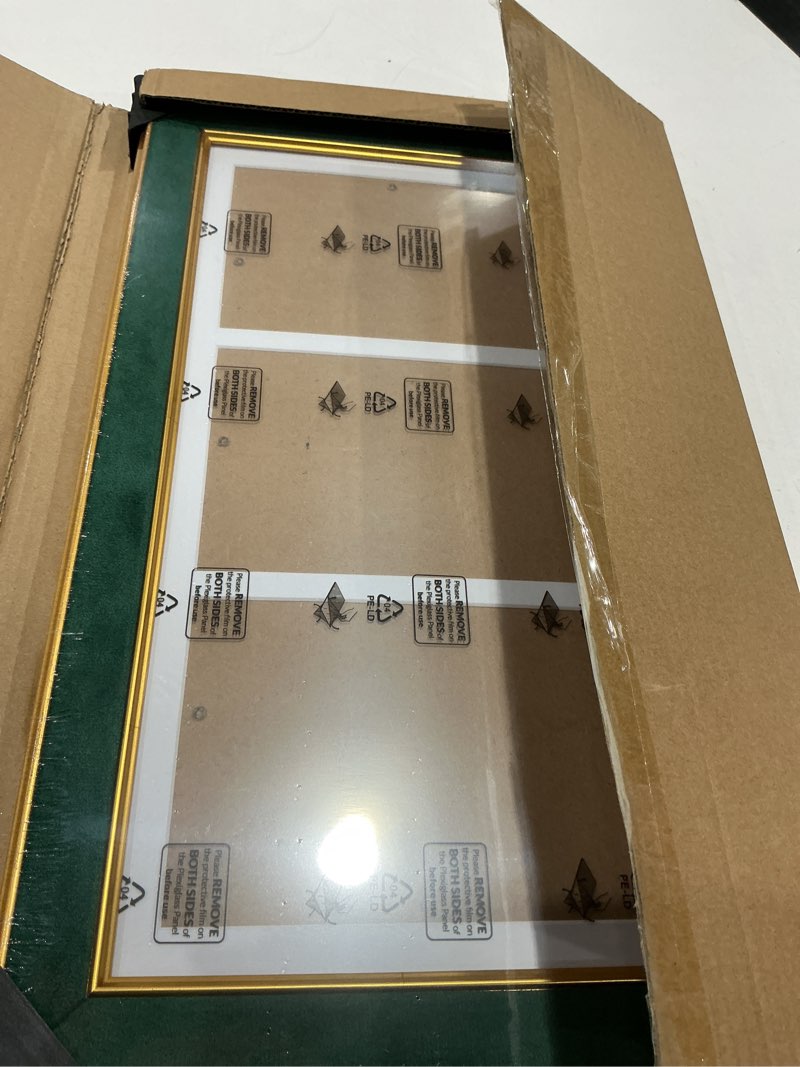 Condition photo showing Good Condition for suede 8x16 picture frame display 3 opening 5x7 picture frames collage wall decor with mat,multi photo frame for plexiglass,wall decor,1pack,green suede-green 8x16-(3 open 5x7)