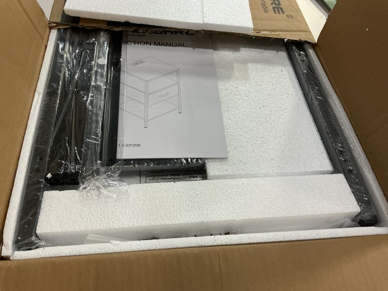 https://lotting-media.assets.bidfta.com/lotting_67d48f33-930f-408d-b636-b7639bcf2197