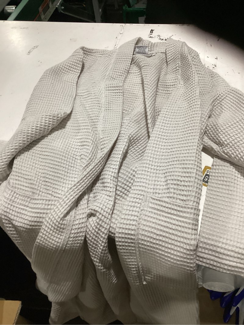 Condition photo showing Good Condition for organic turkish waffle robe, large