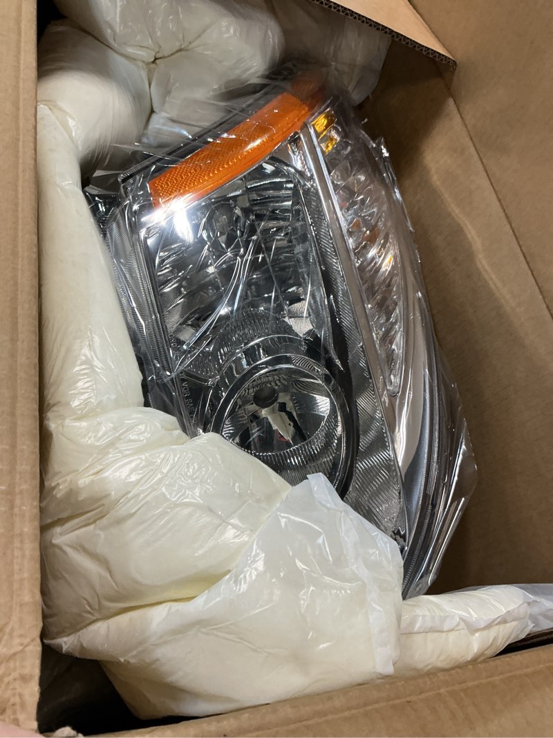Condition photo showing Good Condition for headlights assembly compatible with 2008-2013 nissan rogue, 2014-2015 nissan rogue select chrome housing amber reflector, halogen model replacement head lamp assembly set halogen chrome haedlights