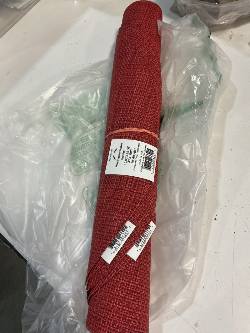 Condition photo showing Good Condition for chilewich mini basketweave placemats, round woven placemats set of 4 | reusable, stain-resistant, indoor/outdoor tabletop protection, scarlet, 15" round scarlet 15" round