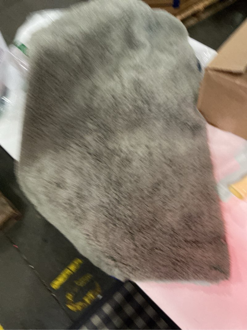 Condition photo showing Good Condition for casaluna plush bath rug green 21 x 34in 100% cotton