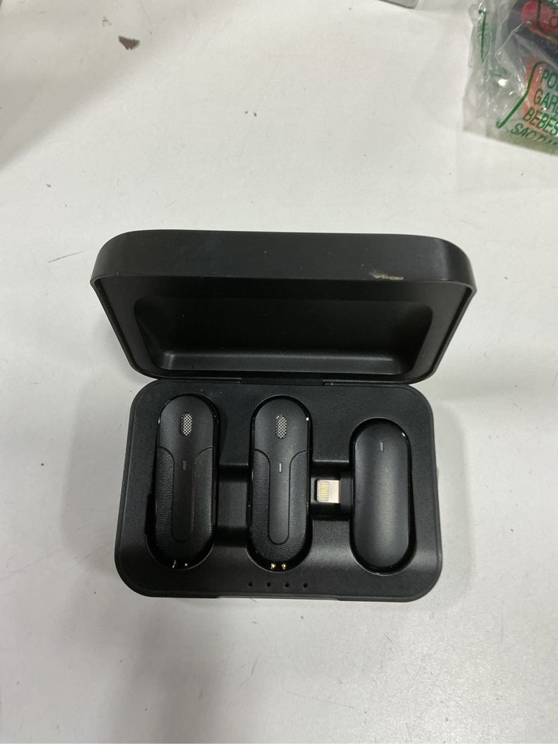 Condition photo showing Good Condition for RØDE Wireless GO II TX Ultra-compact Wireless Transmitter with Built-in Microphone, On-board Recording and up to 200m Range for Filmmaking, Interviews and Content Creation (Transmitter Only)