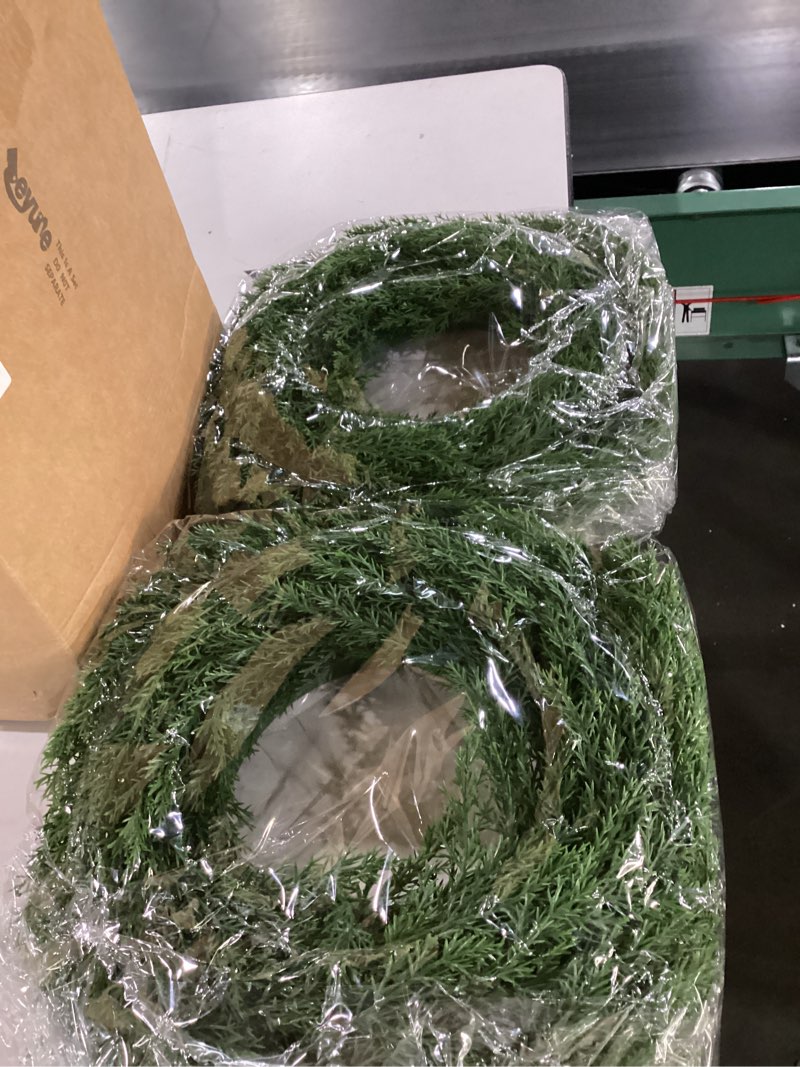 Condition photo showing New/Like New for Zeyune 8 Pcs Christmas DIY Green Wreath 14 Inch Artificial Christmas Wreaths Faux Plain Wreaths for Decorating Front Door Window Room Farmhouse Xmas Party Indoor Outdoor (Elegant Style)